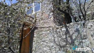 اقامتگاه بوم گردی ارگ سنگی-روستای سنگان بالا-استان تهران